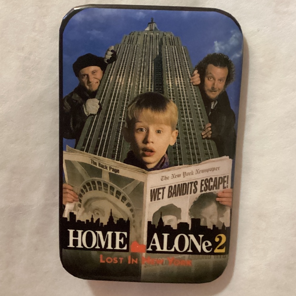 Vintage 1992 HOME ALONE 2 LOST IN NEW YORK Promo Pin Button